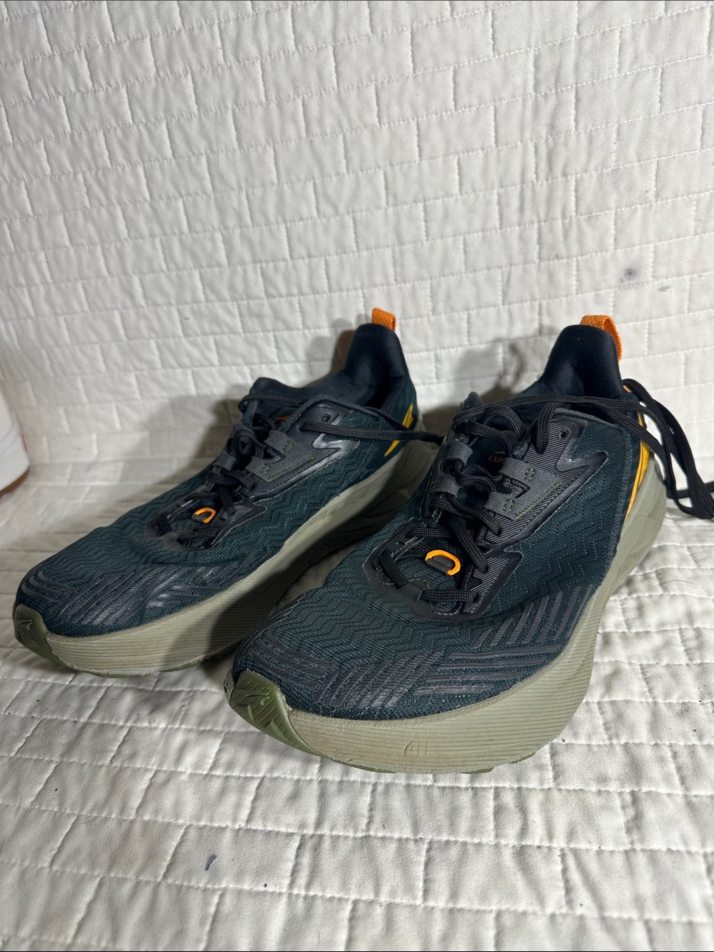 Altra Men's Experience Wild trail running shoe in black